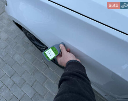 БМВ 3 Серия 2022 в Виннице на Automoto.ua Белый БМВ 3 Серия, объемом двигателя 2 л и пробегом 47 тыс. км за 29999 $, фото 61 на Automoto.ua