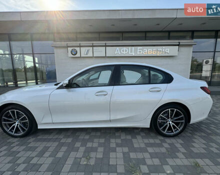 Белый БМВ 3 Серия, объемом двигателя 2 л и пробегом 7 тыс. км за 38400 $, фото 6 на Automoto.ua