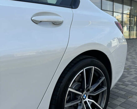 Белый БМВ 3 Серия, объемом двигателя 2 л и пробегом 7 тыс. км за 38400 $, фото 12 на Automoto.ua