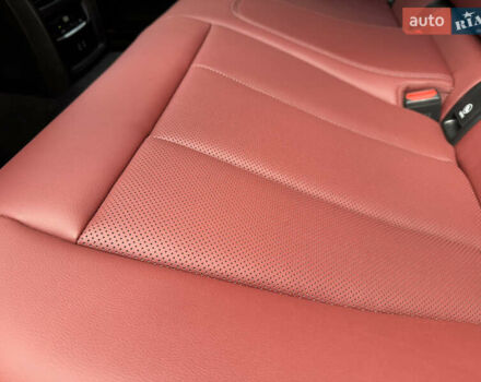 Білий БМВ 3 Серія, об'ємом двигуна 2 л та пробігом 16 тис. км за 51500 $, фото 47 на Automoto.ua