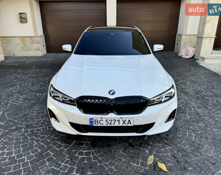 Белый БМВ 3 Серия, объемом двигателя 2 л и пробегом 16 тыс. км за 49800 $, фото 2 на Automoto.ua