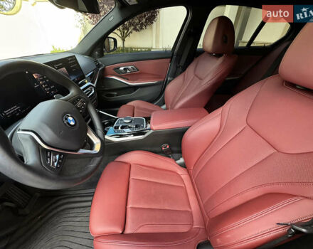 Білий БМВ 3 Серія, об'ємом двигуна 2 л та пробігом 16 тис. км за 51500 $, фото 35 на Automoto.ua