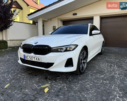 Білий БМВ 3 Серія, об'ємом двигуна 2 л та пробігом 16 тис. км за 51500 $, фото 3 на Automoto.ua