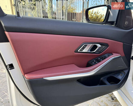 Білий БМВ 3 Серія, об'ємом двигуна 2 л та пробігом 16 тис. км за 51500 $, фото 27 на Automoto.ua