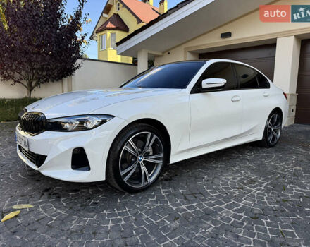 Білий БМВ 3 Серія, об'ємом двигуна 2 л та пробігом 16 тис. км за 51500 $, фото 5 на Automoto.ua