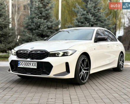 Белый БМВ 3 Серия, объемом двигателя 2 л и пробегом 27 тыс. км за 38500 $, фото 1 на Automoto.ua