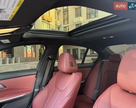 Белый БМВ 3 Серия, объемом двигателя 2 л и пробегом 9 тыс. км за 53333 $, фото 45 на Automoto.ua