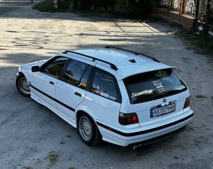 Белый БМВ 3 Серия, объемом двигателя 2.8 л и пробегом 326 тыс. км за 4350 $, фото 3 на Automoto.ua