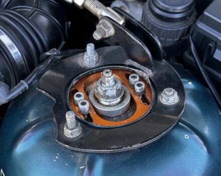 Белый БМВ 3 Серия, объемом двигателя 2.8 л и пробегом 326 тыс. км за 4350 $, фото 7 на Automoto.ua