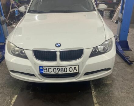 Білий БМВ 3 Серія, об'ємом двигуна 2 л та пробігом 240 тис. км за 7100 $, фото 1 на Automoto.ua