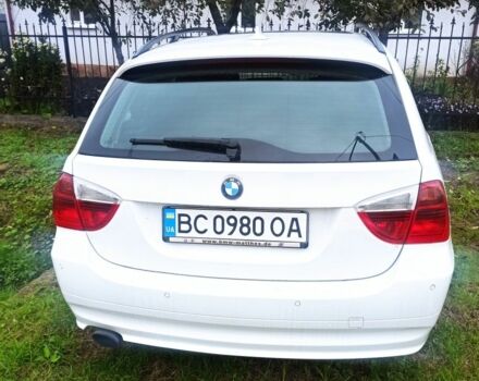 Білий БМВ 3 Серія, об'ємом двигуна 2 л та пробігом 240 тис. км за 7100 $, фото 2 на Automoto.ua