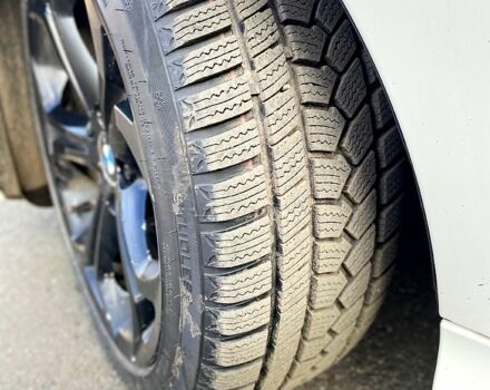 Білий БМВ 3 Серія, об'ємом двигуна 2 л та пробігом 400 тис. км за 8400 $, фото 8 на Automoto.ua