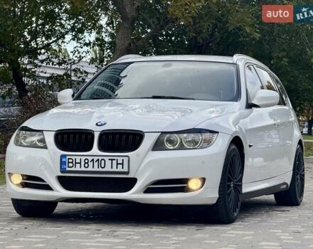БМВ 3 Серия 2010 в Одессе на Automoto.ua Белый БМВ 3 Серия, объемом двигателя 2 л и пробегом 340 тыс. км за 8400 $, фото 4 на Automoto.ua