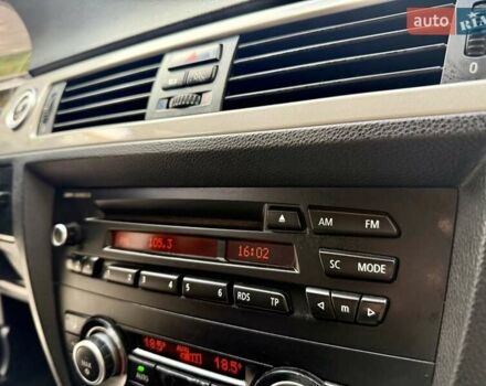 Білий БМВ 3 Серія, об'ємом двигуна 2 л та пробігом 340 тис. км за 8400 $, фото 53 на Automoto.ua