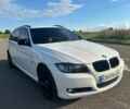 Белый БМВ 3 Серия, объемом двигателя 2 л и пробегом 288 тыс. км за 8800 $, фото 3 на Automoto.ua