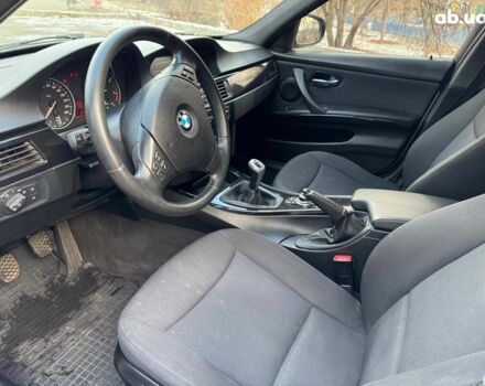 Белый БМВ 3 Серия, объемом двигателя 2 л и пробегом 340 тыс. км за 9290 $, фото 9 на Automoto.ua