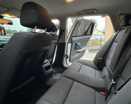 Білий БМВ 3 Серія, об'ємом двигуна 2 л та пробігом 213 тис. км за 8900 $, фото 15 на Automoto.ua