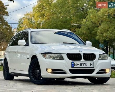 БМВ 3 Серия 2010 в Одессе на Automoto.ua Белый БМВ 3 Серия, объемом двигателя 2 л и пробегом 340 тыс. км за 8400 $, фото 23 на Automoto.ua