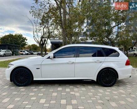 Білий БМВ 3 Серія, об'ємом двигуна 2 л та пробігом 340 тис. км за 8400 $, фото 3 на Automoto.ua