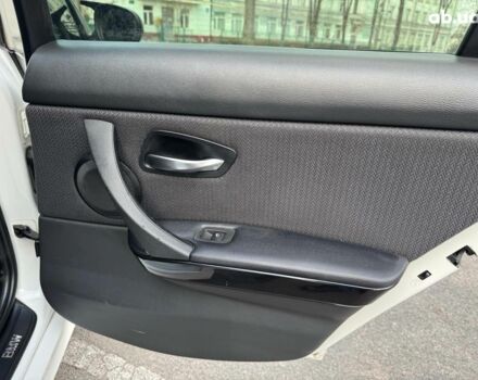 Белый БМВ 3 Серия, объемом двигателя 2 л и пробегом 340 тыс. км за 9290 $, фото 15 на Automoto.ua