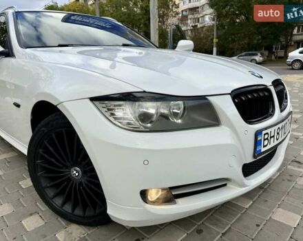 БМВ 3 Серия 2010 в Одессе на Automoto.ua Белый БМВ 3 Серия, объемом двигателя 2 л и пробегом 340 тыс. км за 8400 $, фото 32 на Automoto.ua