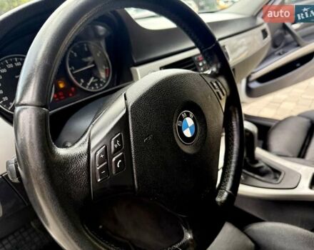 БМВ 3 Серия 2010 в Одессе на Automoto.ua Белый БМВ 3 Серия, объемом двигателя 2 л и пробегом 340 тыс. км за 8400 $, фото 41 на Automoto.ua