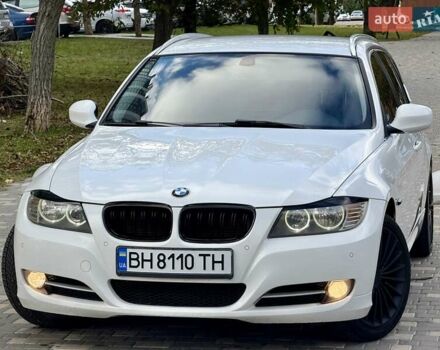БМВ 3 Серия 2010 в Одессе на Automoto.ua Белый БМВ 3 Серия, объемом двигателя 2 л и пробегом 340 тыс. км за 8400 $, фото 18 на Automoto.ua