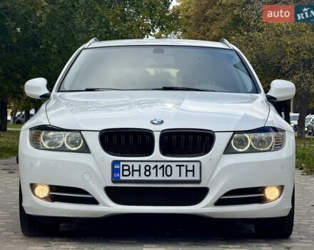 БМВ 3 Серия 2010 в Одессе на Automoto.ua Белый БМВ 3 Серия, объемом двигателя 2 л и пробегом 340 тыс. км за 8400 $, фото 1 на Automoto.ua