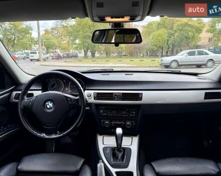 БМВ 3 Серия 2010 в Одессе на Automoto.ua Белый БМВ 3 Серия, объемом двигателя 2 л и пробегом 340 тыс. км за 8400 $, фото 76 на Automoto.ua