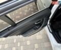 Білий БМВ 3 Серія, об'ємом двигуна 2 л та пробігом 340 тис. км за 8400 $, фото 59 на Automoto.ua