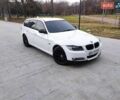 Белый БМВ 3 Серия, объемом двигателя 2 л и пробегом 248 тыс. км за 8000 $, фото 1 на Automoto.ua