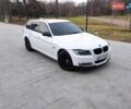 Белый БМВ 3 Серия, объемом двигателя 2 л и пробегом 235 тыс. км за 9500 $, фото 6 на Automoto.ua
