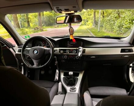 Белый БМВ 3 Серия, объемом двигателя 2 л и пробегом 423 тыс. км за 7000 $, фото 7 на Automoto.ua