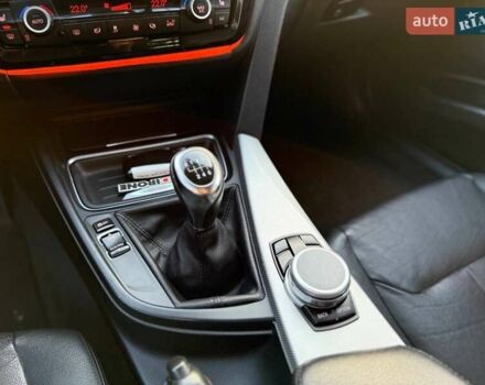 Белый БМВ 3 Серия, объемом двигателя 2 л и пробегом 245 тыс. км за 11399 $, фото 17 на Automoto.ua