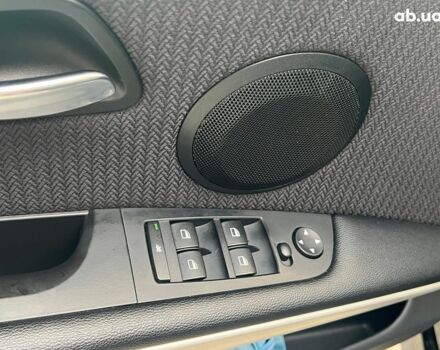 Білий БМВ 3 Серія, об'ємом двигуна 3 л та пробігом 255 тис. км за 9980 $, фото 11 на Automoto.ua