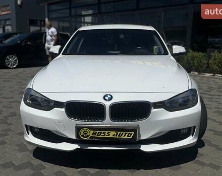 Белый БМВ 3 Серия, объемом двигателя 2 л и пробегом 305 тыс. км за 11200 $, фото 1 на Automoto.ua