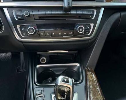 Білий БМВ 3 Серія, об'ємом двигуна 2 л та пробігом 340 тис. км за 17000 $, фото 16 на Automoto.ua