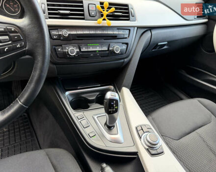 БМВ 3 Серия 2014 в Дубно на Automoto.ua Белый БМВ 3 Серия, объемом двигателя 2 л и пробегом 230 тыс. км за 11500 $, фото 19 на Automoto.ua