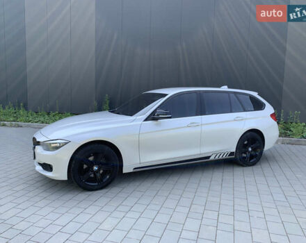 Белый БМВ 3 Серия, объемом двигателя 2 л и пробегом 267 тыс. км за 12000 $, фото 5 на Automoto.ua