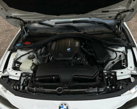 Белый БМВ 3 Серия, объемом двигателя 2 л и пробегом 274 тыс. км за 15000 $, фото 15 на Automoto.ua