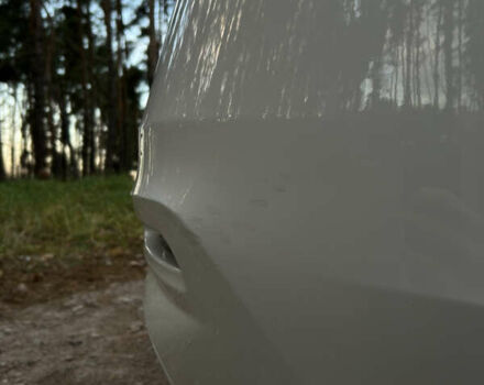 Белый БМВ 3 Серия, объемом двигателя 2 л и пробегом 274 тыс. км за 15000 $, фото 19 на Automoto.ua