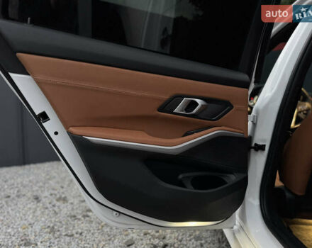 Белый БМВ 3 Серия, объемом двигателя 2 л и пробегом 214 тыс. км за 26500 $, фото 20 на Automoto.ua