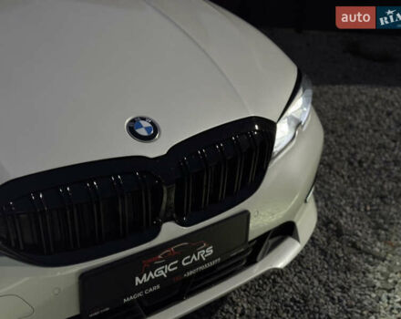 Белый БМВ 3 Серия, объемом двигателя 2 л и пробегом 214 тыс. км за 26500 $, фото 4 на Automoto.ua