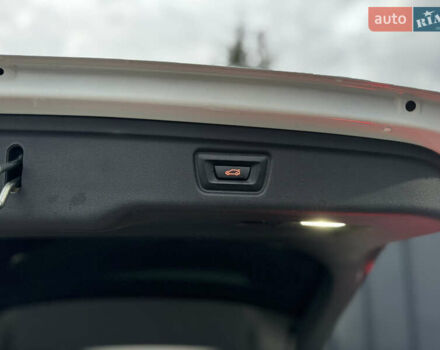 Белый БМВ 3 Серия, объемом двигателя 2 л и пробегом 214 тыс. км за 26500 $, фото 25 на Automoto.ua