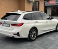 Белый БМВ 3 Серия, объемом двигателя 2 л и пробегом 223 тыс. км за 28800 $, фото 16 на Automoto.ua