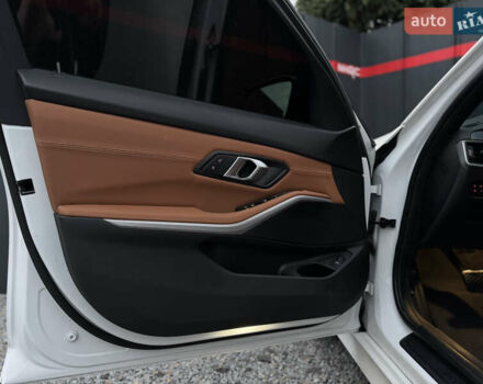 Белый БМВ 3 Серия, объемом двигателя 2 л и пробегом 214 тыс. км за 26500 $, фото 15 на Automoto.ua