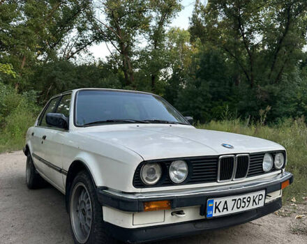 Білий БМВ 3 Серія, об'ємом двигуна 1.8 л та пробігом 500 тис. км за 1950 $, фото 1 на Automoto.ua