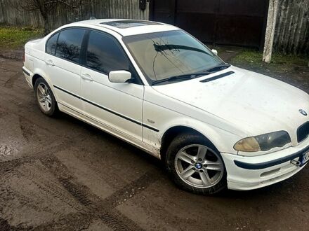 Белый БМВ 3 Серия, объемом двигателя 1.8 л и пробегом 350 тыс. км за 3200 $, фото 1 на Automoto.ua