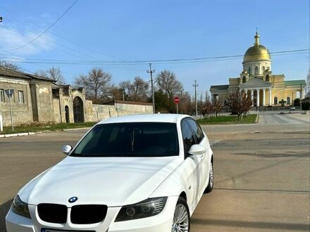 БМВ 3 Серія 2005 у Измаиле на Automoto.ua Білий БМВ 3 Серія, об'ємом двигуна 2 л та пробігом 293 тис. км за 7000 $, фото 1 на Automoto.ua