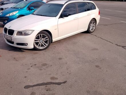 Білий БМВ 3 Серія, об'ємом двигуна 2 л та пробігом 320 тис. км за 7600 $, фото 1 на Automoto.ua